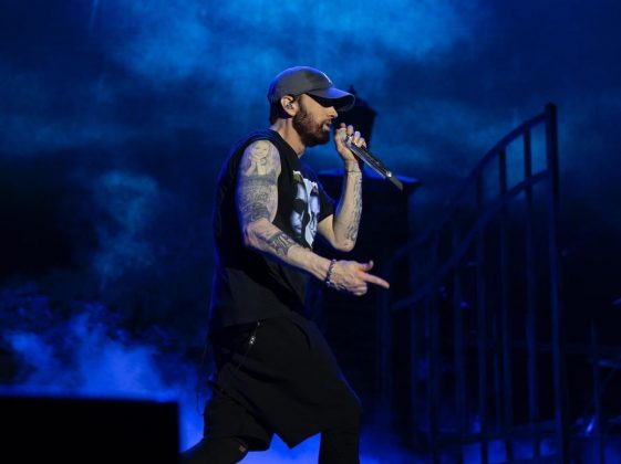 O rapper Eminem também subiu ao palco para endossar Kamala Harris em 22 de outubro. (Foto Instagram)