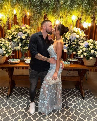 Arthur Picoli e Ivy Moraes começaram a namorar no dia 25 de abril, data em que a modelo completou 32 anos. (Foto Instagram)