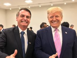 Inelegível, Bolsonaro afirma que receberá ajuda de Trump para as eleições de 2026. (Foto: Facebook)