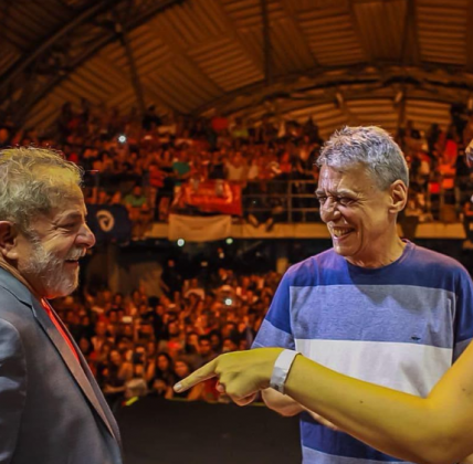 A visita ocorreu em São Paulo. (Foto: Instagram)