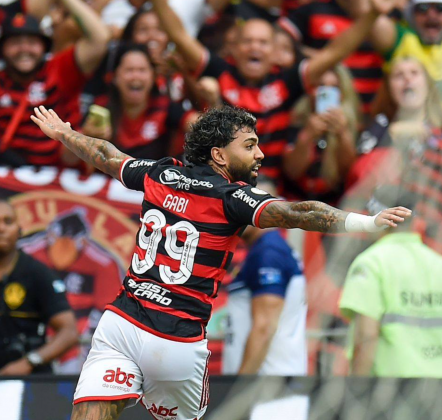 Gabigol se despede do Flamengo e recebe homenagem em campo. (Foto: Instagram)