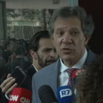 Fernando Haddad não descarta 'ataque especulativo' sobre o dólar. (Foto: reprodução Globo)