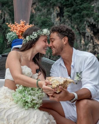 Andre, por sua vez, escreveu: “Nossa renovação de votos, mais especial impossível.” (Foto Instagram)