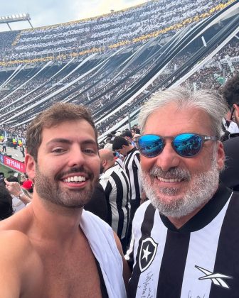 Matheus Costa, famoso pelos vídeos de humor com o pai, seu Zé, esteve na Argentina para a final e comemorou. (Foto Instagram)