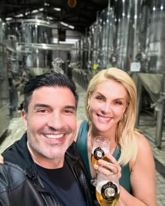 Edu Guedes afirma que Ana Hickmann mudou com o filho para sua casa (Foto: Instagram)