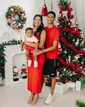 Távila Gomes, namorada do influenciador Luva de Pedreiro, também mostrou momentos especiais do seu ensaio de Natal. (Foto Instagram)