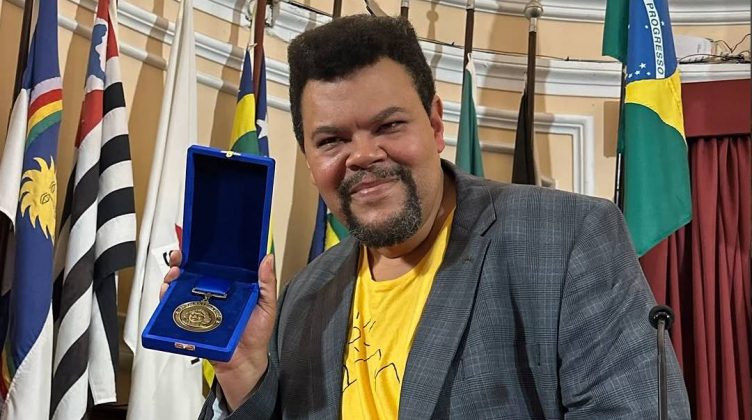 Babu Santana se pronuncia pela primeira vez após sofrer grave acidente. (Foto: Instagram)