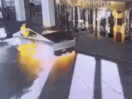 Cybertruck explode em frente ao Trump Hotel em Las Vegas. (Foto: Reprodução)