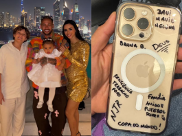 Neymar mostra capinha de celular dedicada a Bruna Biancardi, seus três filhos e Copa do Mundo (Foto: Instagram)