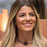 Também no BBB 19, Hariany Almeida, uma das favoritas para ganhar o prêmio, foi expulsa após empurrar Paula von Sperling durante uma festa, em uma brincadeira entre as amigas. (Foto Divulgação)