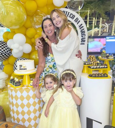 Virginia pressiona a mãe para saber como foi o encontro dela (Foto: Instagram)