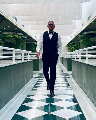 Contudo, o papel era originalmente destinado a Will Smith, que o recusou para atuar em As Loucas Aventuras de James West. (Foto Instagram)