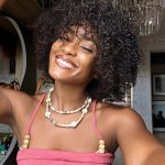 Erika Januza: “Desejo muita paz, sororidade e humanidade. As pessoas estão cada vez mais mergulhadas nas redes sociais e esquecendo o mundo real". (Foto Instagram)