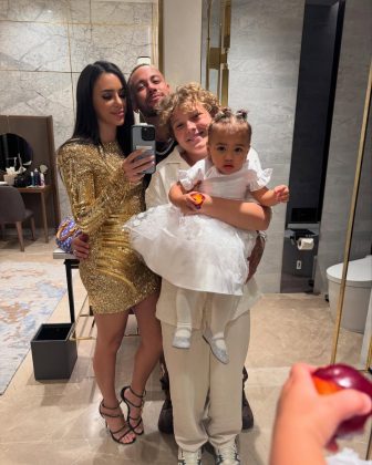 Nesta quarta-feira (08), Neymar encantou os seguidores ao mostrar um vídeo fofo com a filha, Mavie se divertindo em uma casinha de brinquedo (Foto: Instagram)