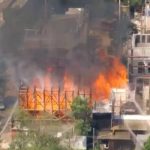 Corpo de Bombeiros em ação! 40 militares e 13 viaturas mobilizadas para combater o fogo. (Foto: Reprodução)