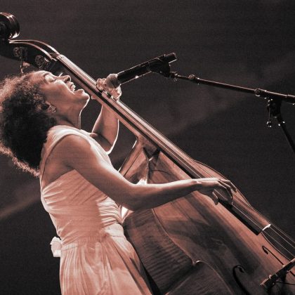 "Então, foi recusado a Milton um lugar nas mesas para a cerimônia deste ano. Isso não me agradou. Não estou falando de uma vitória no Grammy… Estou falando de uma cadeira física, aqui nesta mesa em que estou sentada". (Foto Instagram)