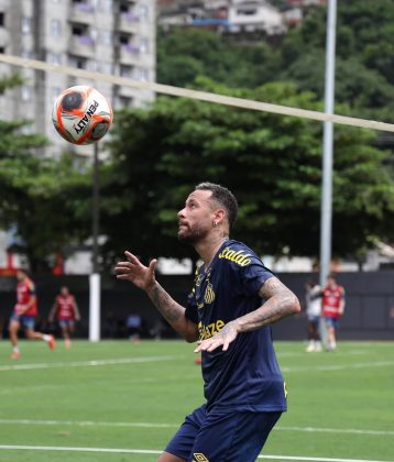 Ele chegou acompanhado da esposa Bruna Biancardi. (Foto: Instagram)