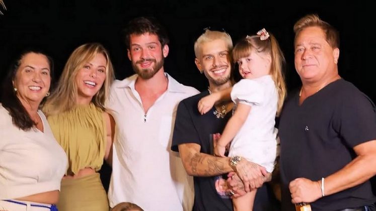 Esposa de Leonardo se irrita com polêmica envolvendo filhos do cantor. (Foto: Instagram)