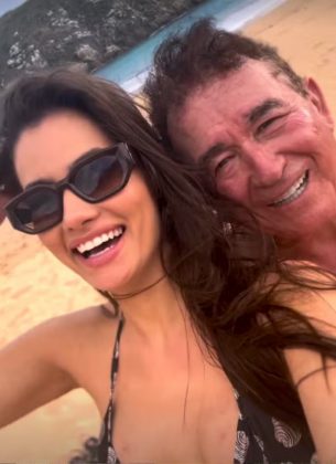 Calita acompanha Amado Batista em shows e viagens, mostrando apoio ao amado. (Foto: Instagram)