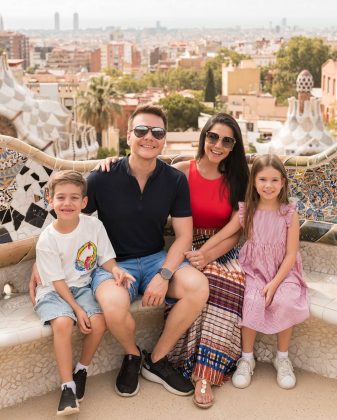 Thais Fersoza relembra viagem com a família a Barcelona: "Momentos especiais demais" (Foto: Instagram)