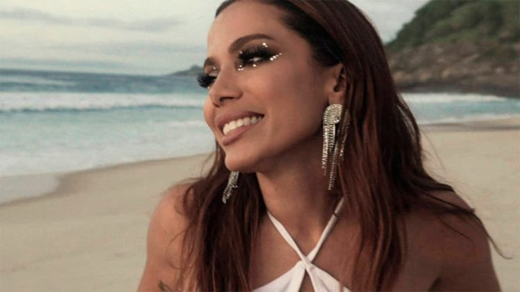 Anitta afasta polêmica e fala sobre relacionamento com a mãe: "Sempre esteve ali para mim" (Foto: Instagram)