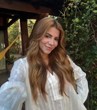 Hariany Almeida assume namoro com irm&atilde;o de Anitta e fala sobre nova fase: &ldquo;T&ocirc; muito apaixonada&rdquo; (Foto: Instagram)