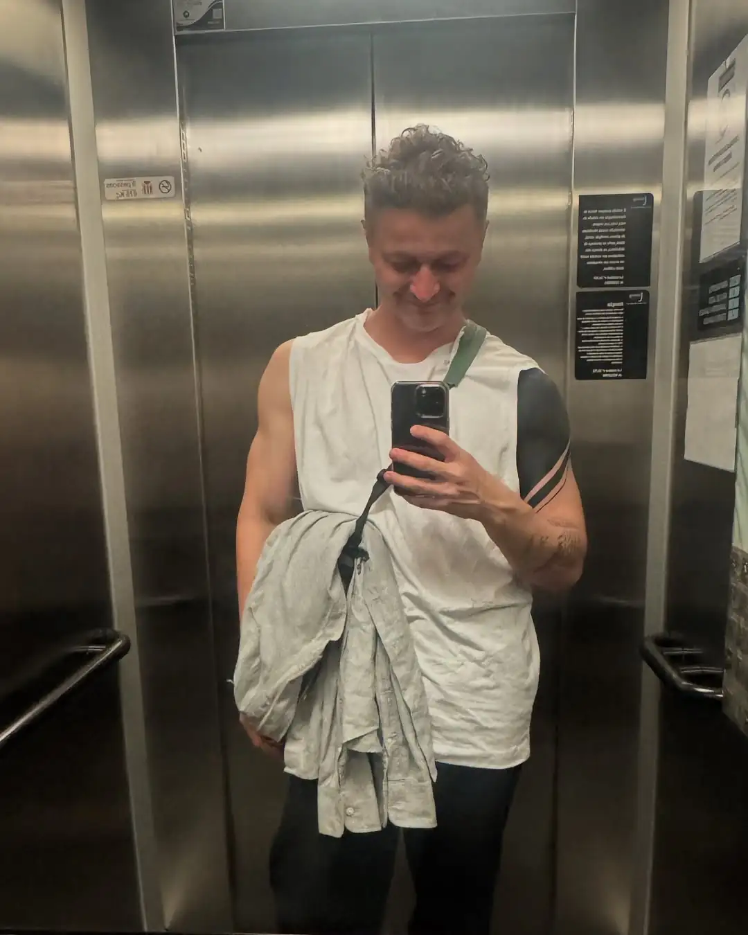 No embalo da polêmica, ele afirmou ter recebido proposta para divulgar uma casa de apostas. (Foto: Instagram)