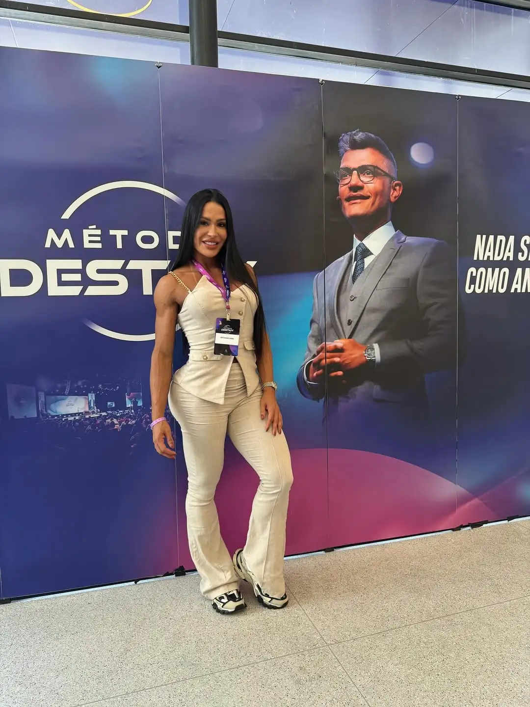 Nesta segunda-feira (30), Gracyanne Barbosa lamentou nas suas redes sociais as críticas recebidas por ela estar frequentando a igreja evangélica. (Foto: Instagram)