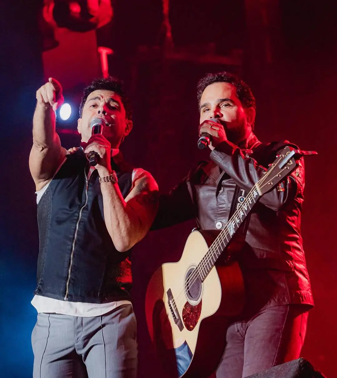 Zezé Di Camargo e Luciano teriam sido boicotados pelo Spotify por apoio a Bolsonaro (Foto: Instagram)