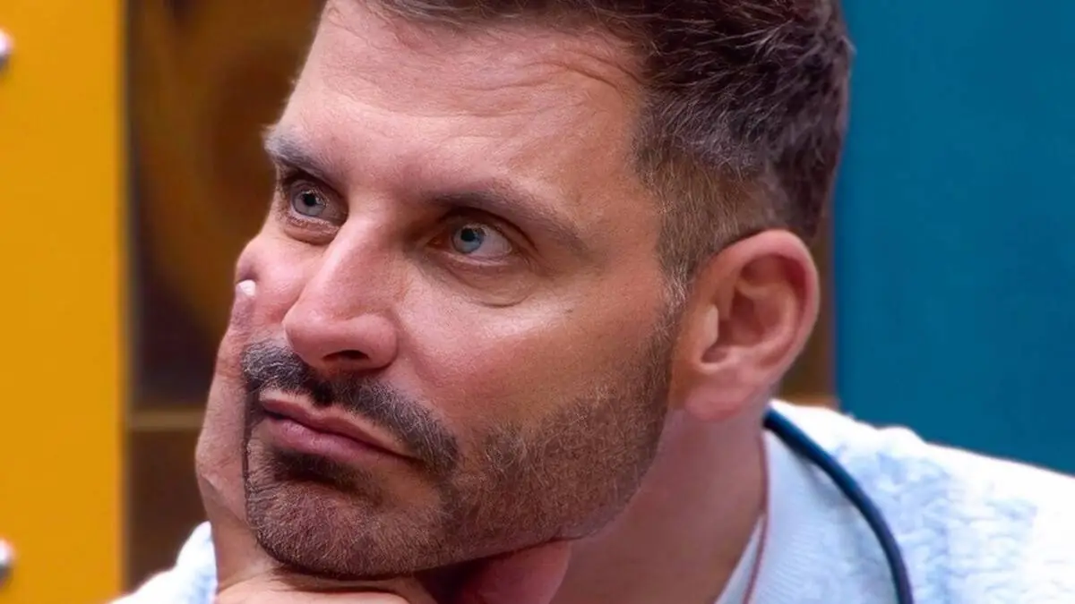 BBB 26: Henri Castelli revela se convulsão possui relação com agressão (Foto: Globoplay)