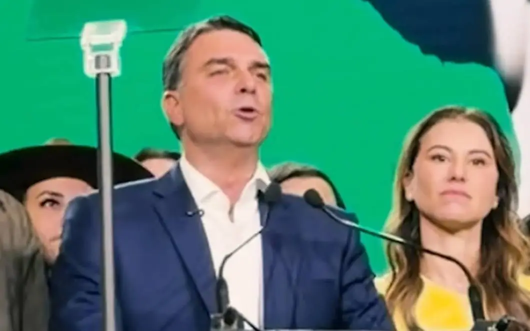 Defesa de Flávio Bolsonaro contesta ação do PT sobre vídeo com IA (Foto: Instagram)