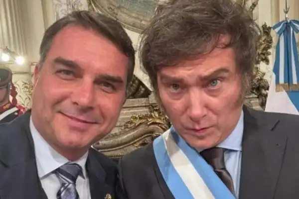 Apoio de Milei a Flávio Bolsonaro aumenta chance de votar em Lula, diz pesquisa