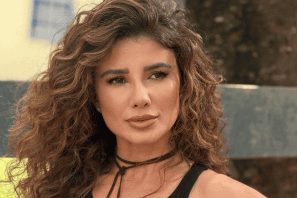 Paula Fernandes reflete sobre liberdade após término e recebe apoio da mãe