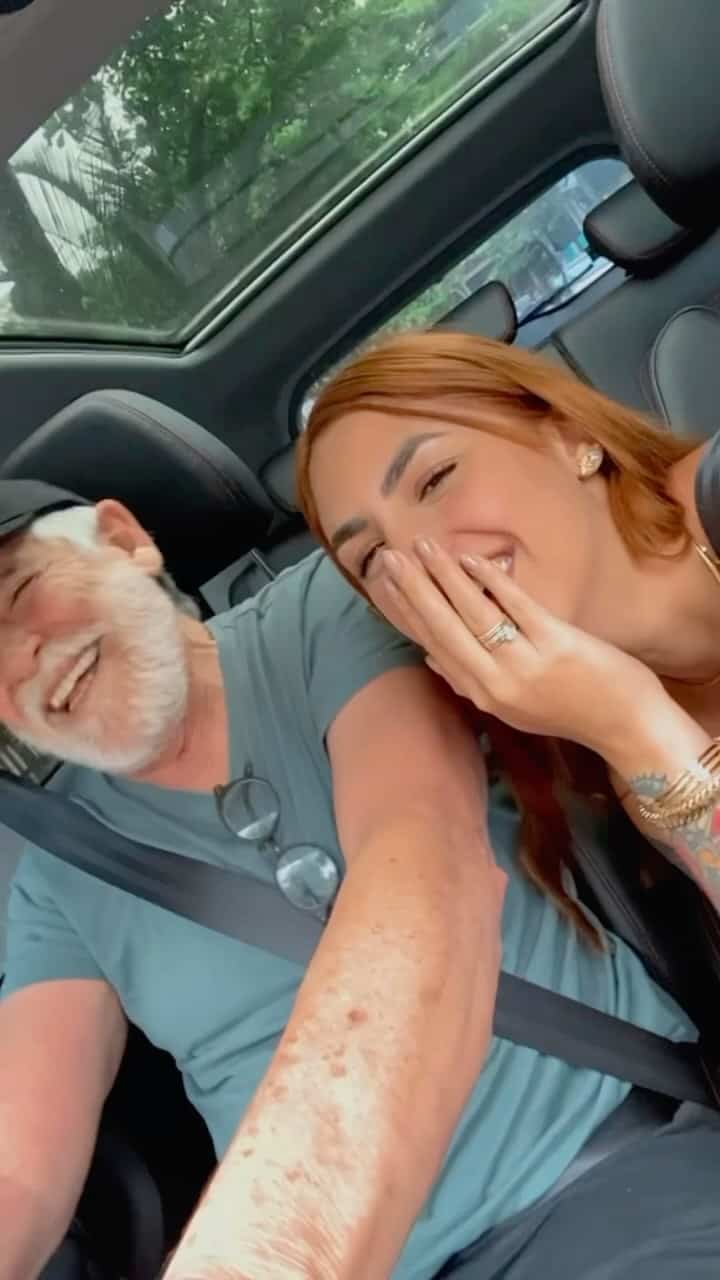 O ator, de 80, que mantém o romance com a maquiadora há sete anos, afirmou que ainda existe muito etarismo na sociedade e que isso não passa de preconceito. (Foto: Instagram)