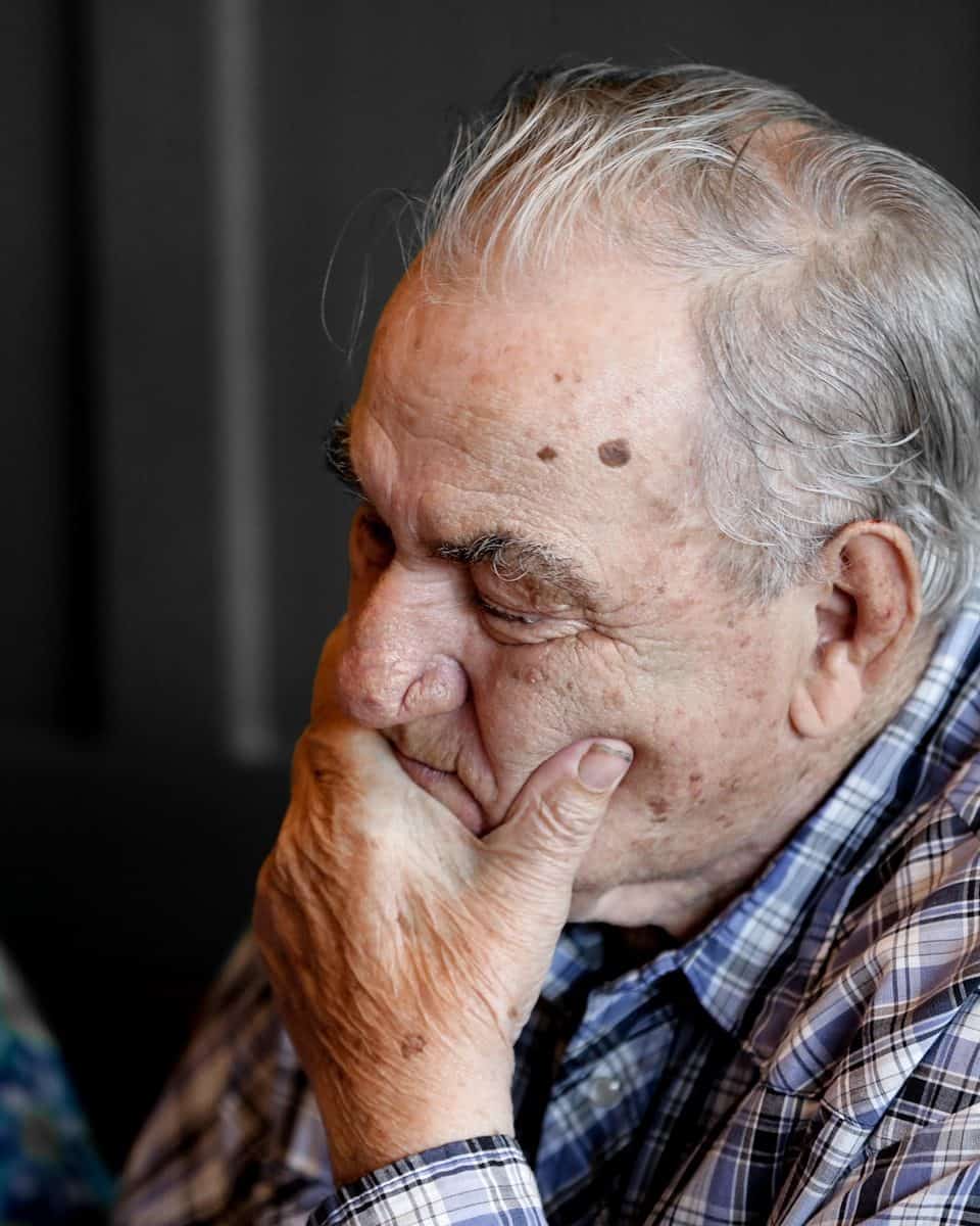 A saúde cerebral pode ser fortalecida com ações simples no dia a dia. (Créditos: Unsplash / Tim Doerfler)