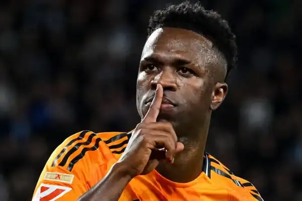 Vini Jr. pode sair do Real Madrid após fim de contrato; entenda a situação