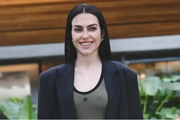 Cleo Pires desabafa sobre sexualidade e questiona padrões sociais às mulheres