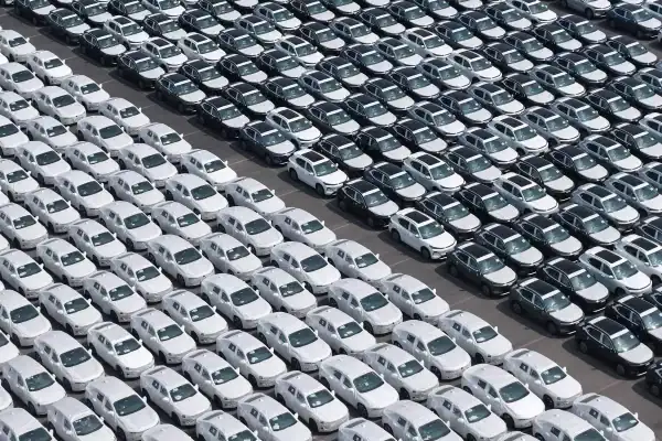 Queda nos preços de carros novos no Brasil por estratégia das montadoras chinesas