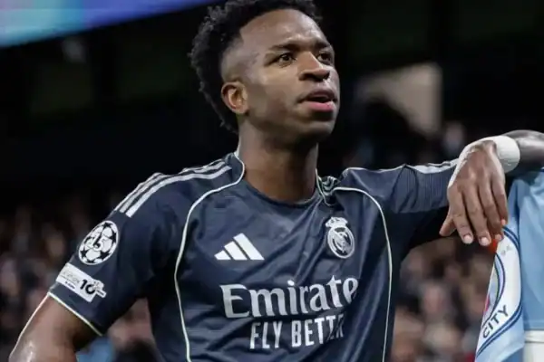 Real Madrid apresenta nova proposta milionária por Vini Jr.