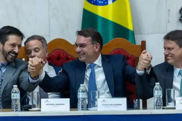 Ricardo Nunes acusa governo Lula de bloquear operações de crédito essenciais