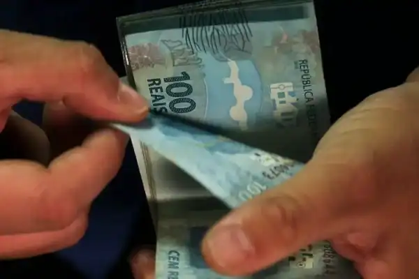 Governo do RN atrasa pagamento de aposentados e pensionistas, afirma Sinsp