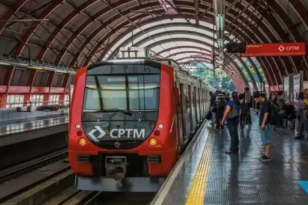 Greve dos ferroviários da CPTM prossegue após impasse sobre garantias de emprego