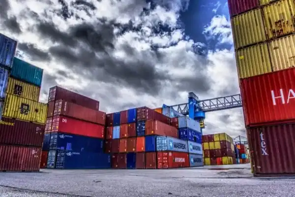 Balança comercial registra superávit de US$ 7,067 bi em julho e acumula US$ 49,039 bi no ano