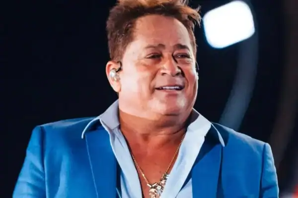 Leonardo passa perrengue ao usar Pix para pagar compra de 60 porcos