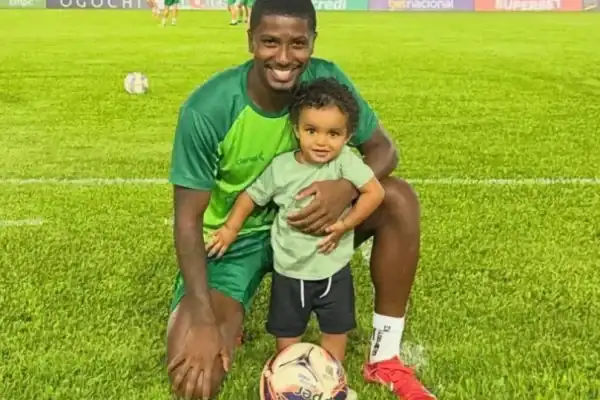 Família autoriza doação de órgãos após morte do filho do atacante Gustavo Simões