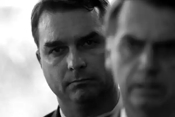Flávio Bolsonaro se diz mais do que preparado para assumir a Presidência da República