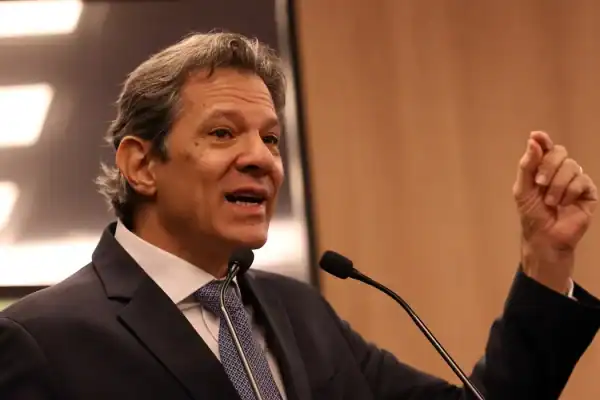 Motorista de Haddad relata perseguição policial com três fuzis após deixá-lo em casa
