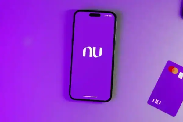 Nubank registra instabilidade e clientes relatam falhas em seu aplicativo