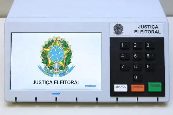 Patrimônios de candidatos à Presidência oscilam entre R$ 33 mil e R$ 242 milhões