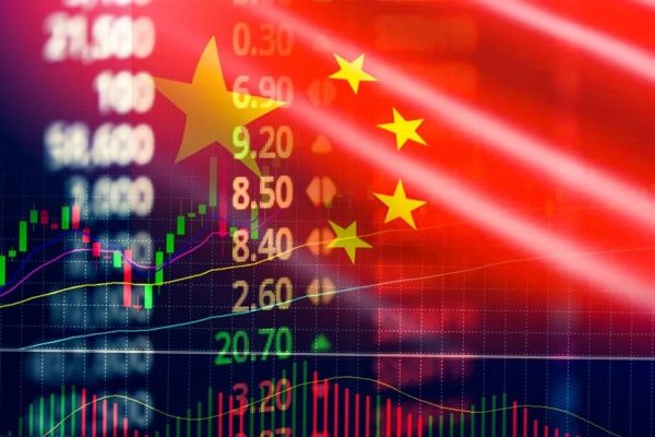 Mercados asiáticos fecham em alta após crescimento do PIB japonês e recuo no petróleo